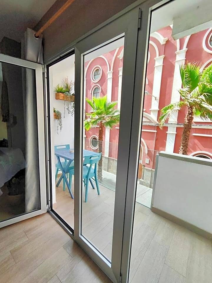 Lejlighed til leje i Las Palmas de Gran Canaria - € 1.150 (Ref: 7745026)