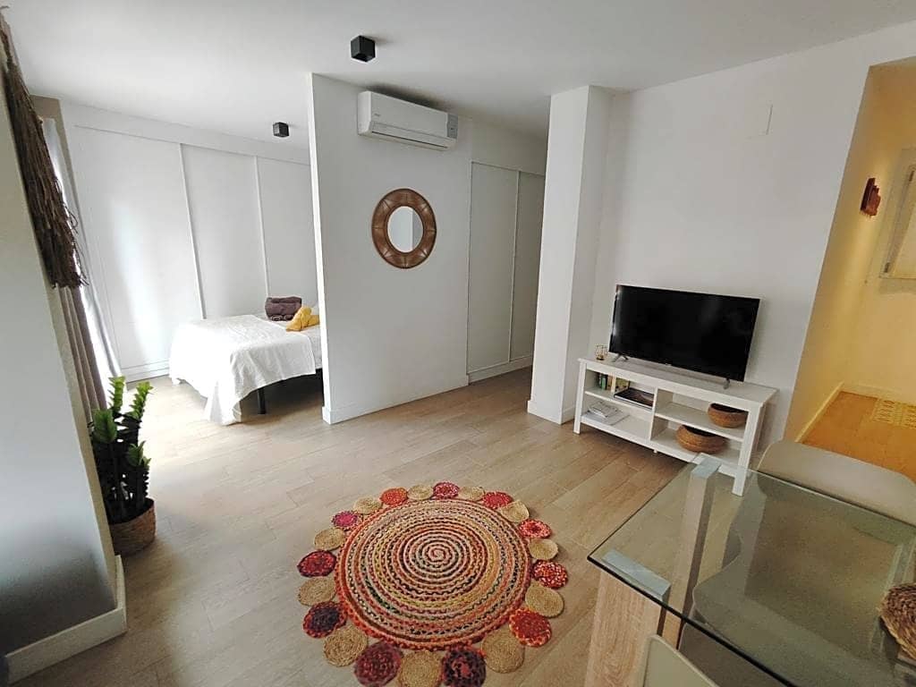 Lejlighed til leje i Las Palmas de Gran Canaria - € 1.150 (Ref: 7745026)