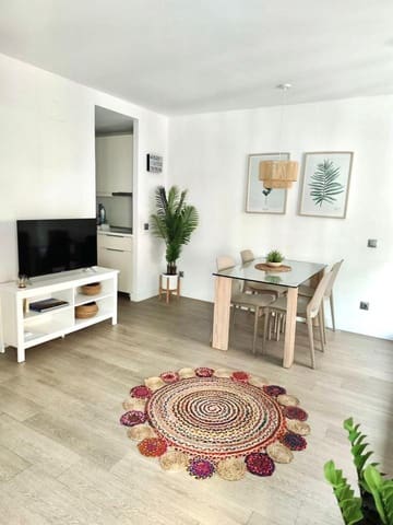 Piso en Santa Catalina - Canteras, Las Palmas de Gran Canaria en alquiler - 1.150 € (Ref: 7745026)