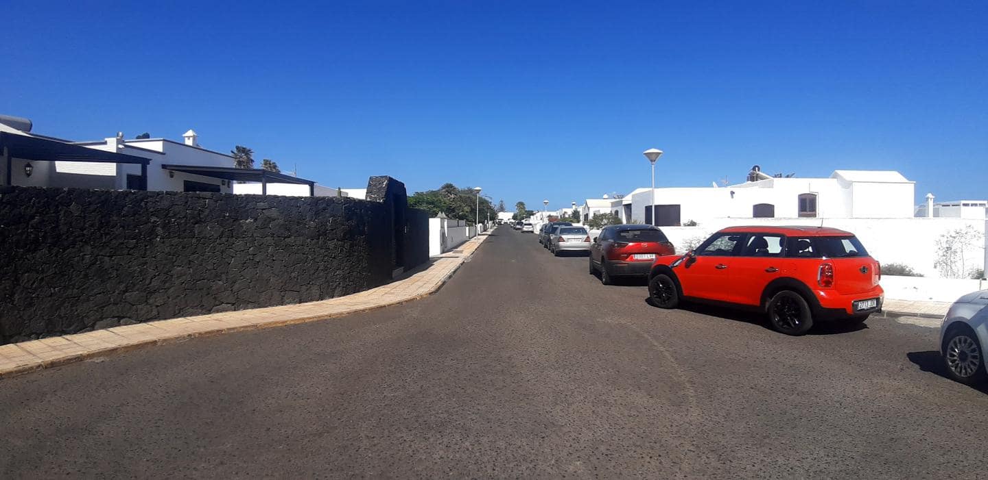 Teren niezagospodarowany na sprzedaż w Arrecife - 200 000 € (Ref: 7781985)