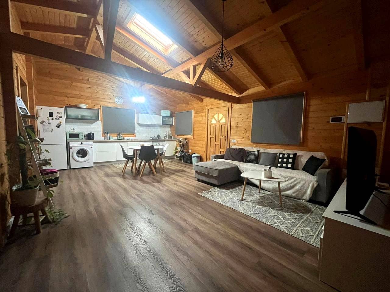 4 bedroom Villa for rent in Teror with pool garage - € 1,300 (Ref: 7950564)