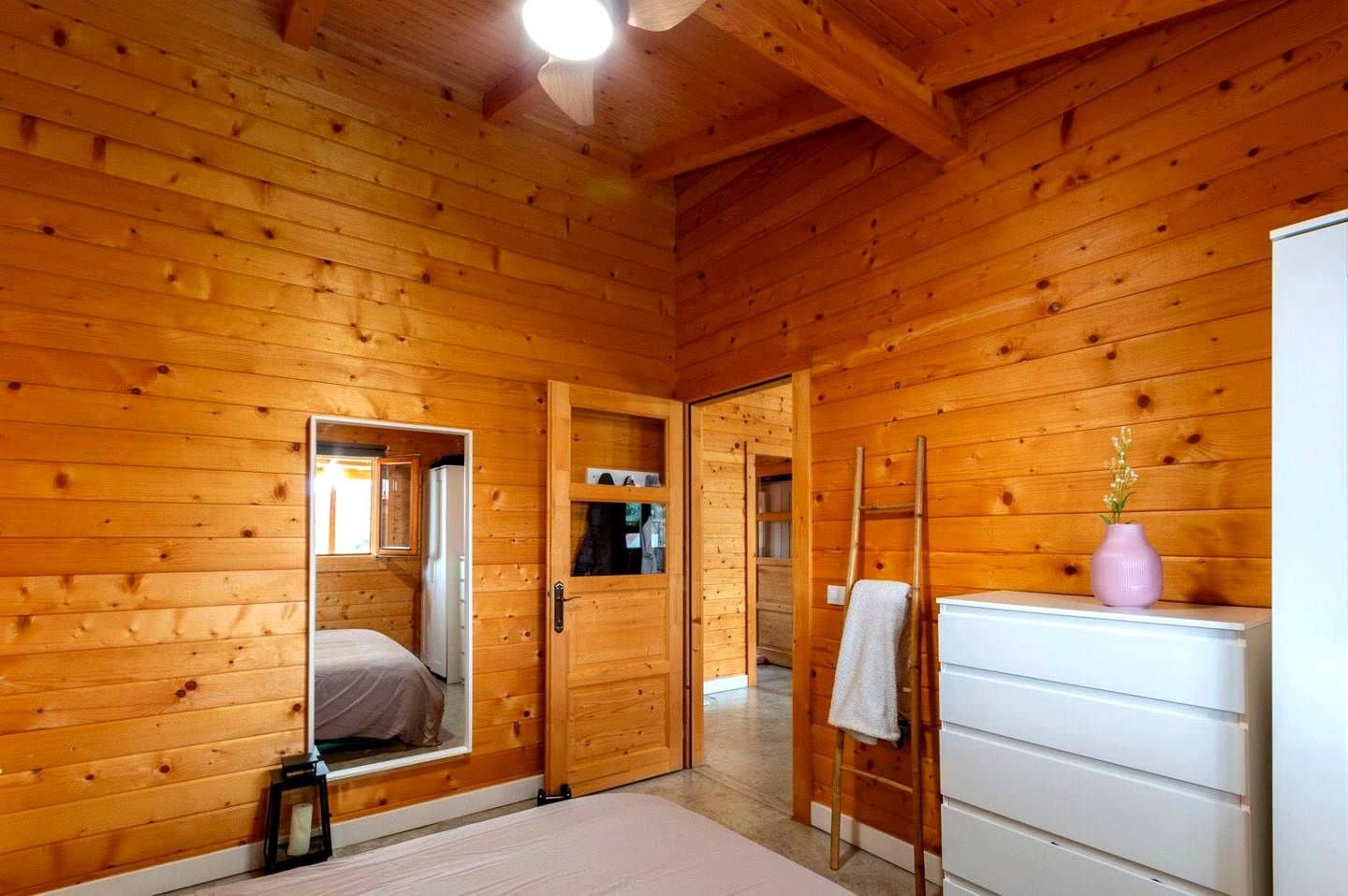 4 bedroom Villa for rent in Teror with pool garage - € 1,300 (Ref: 7950564)