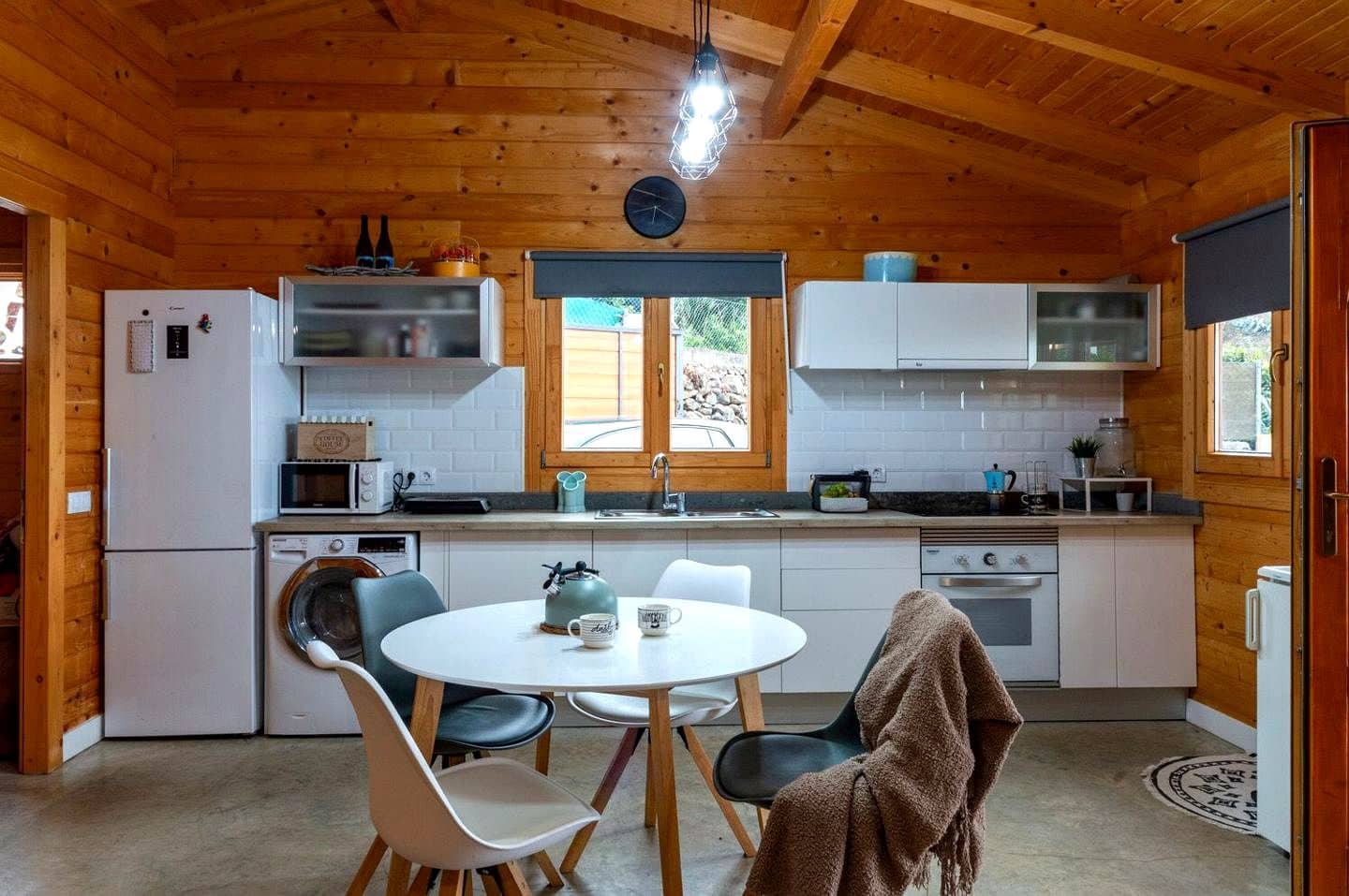 4 bedroom Villa for rent in Teror with pool garage - € 1,300 (Ref: 7950564)