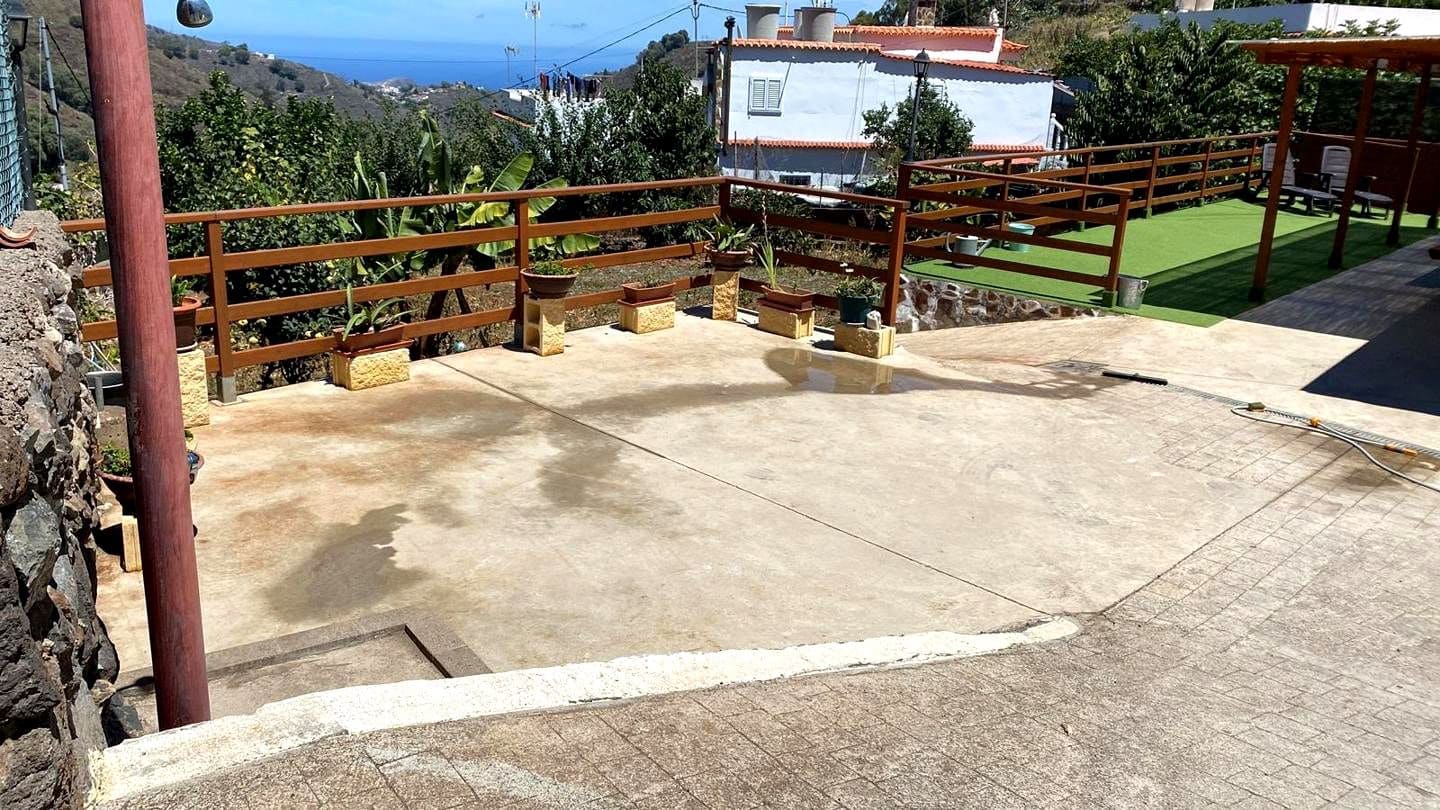 4 bedroom Villa for rent in Teror with pool garage - € 1,300 (Ref: 7950564)