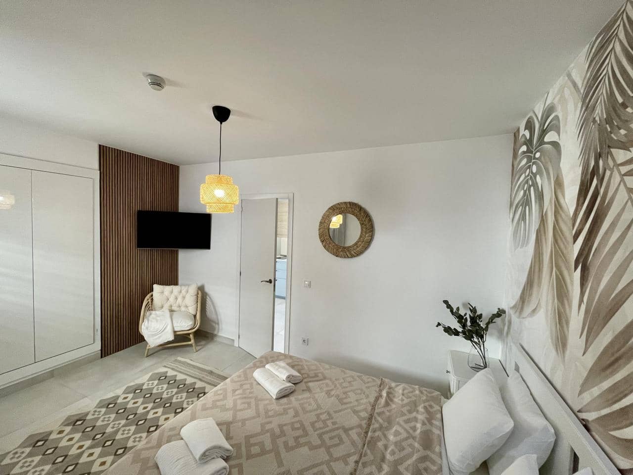 2 bedroom Flat for rent in Mogan with pool garage - € 1,500 (Ref: 7991729)