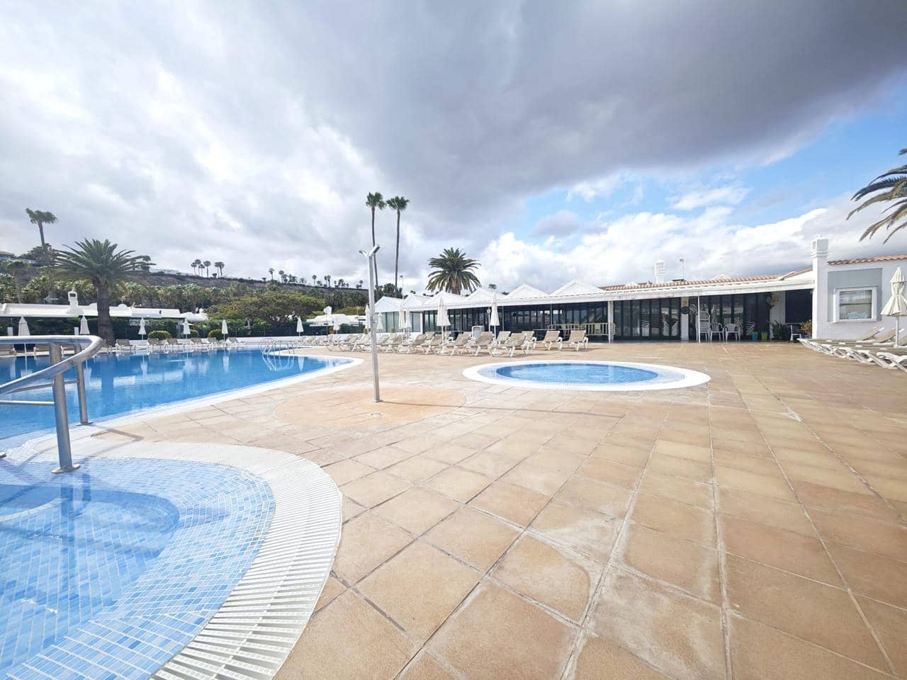 2 makuuhuone Bungalow vuokrattavana paikassa Maspalomas mukana uima-altaan - 1 350 € (Ref: 8006049)