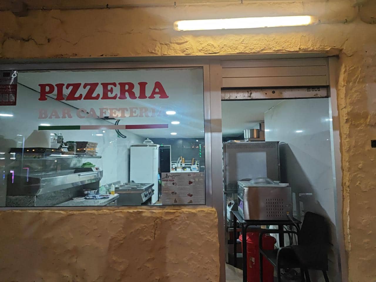 1 quarto Empresa para arrendar em Maspalomas - 1 000 € (Ref: 8008153)