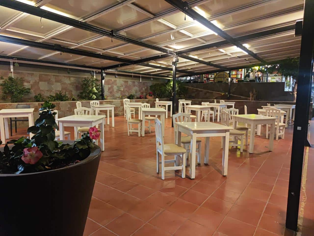 1 quarto Empresa para arrendar em Maspalomas - 1 000 € (Ref: 8008153)