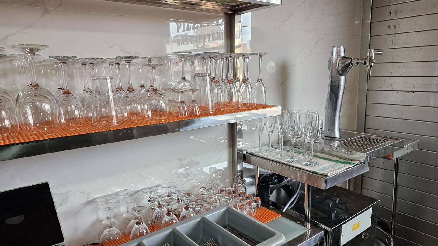 1 quarto Empresa para arrendar em Maspalomas - 1 000 € (Ref: 8008153)