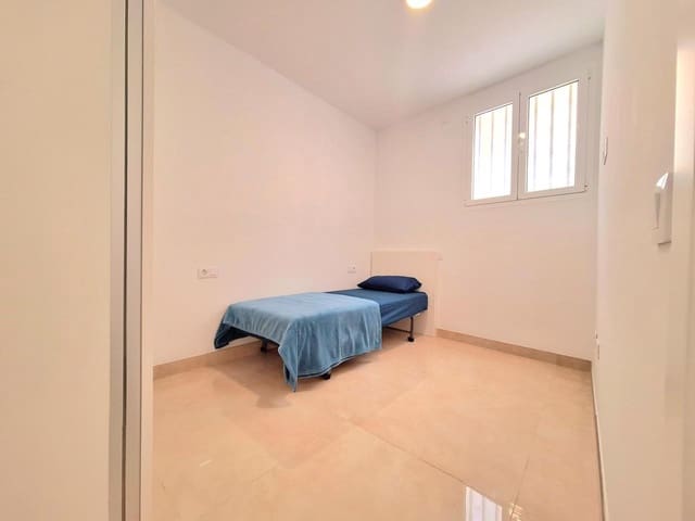 3 soveværelse Lejlighed til leje i Telde - € 1.050 (Ref: 8145295)