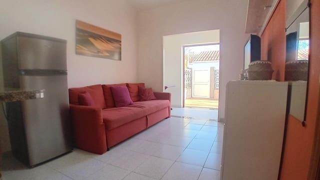 1 makuuhuone Bungalow vuokrattavana paikassa Maspalomas, San Bartolomé de Tirajana mukana uima-altaan - 1 400 € (Ref: 8148928)