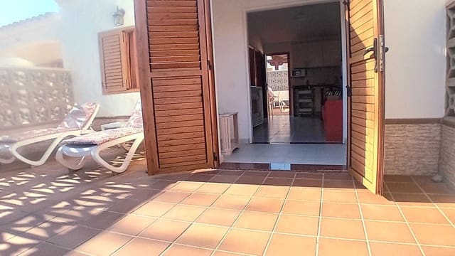 1 makuuhuone Bungalow vuokrattavana paikassa Maspalomas, San Bartolomé de Tirajana mukana uima-altaan - 1 400 € (Ref: 8148928)