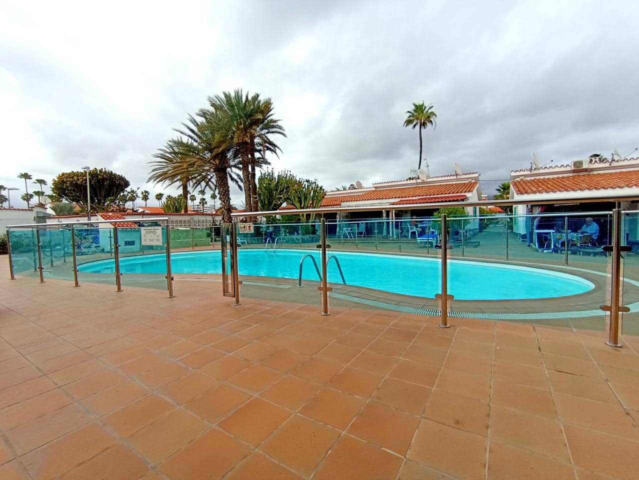 Bungalow de 1 habitación en Playa del Inglés en alquiler con piscina - 1.500 € (Ref: 8198037)
