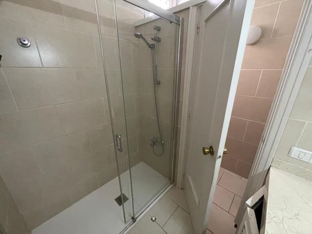 5 makuuhuone Huvila vuokrattavana paikassa Maspalomas, San Bartolomé de Tirajana mukana uima-altaan - 1 650 € (Ref: 8379410)