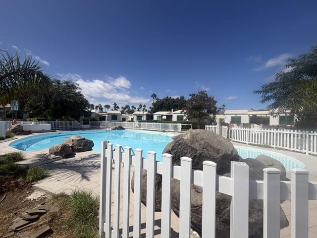 5 makuuhuone Huvila vuokrattavana paikassa Maspalomas, San Bartolomé de Tirajana mukana uima-altaan - 1 650 € (Ref: 8379410)