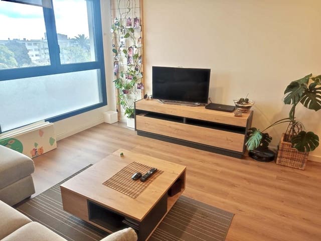 2 bedroom Flat for rent in San Cristóbal de La Laguna with garage - € 1,250 (Ref: 8409247)