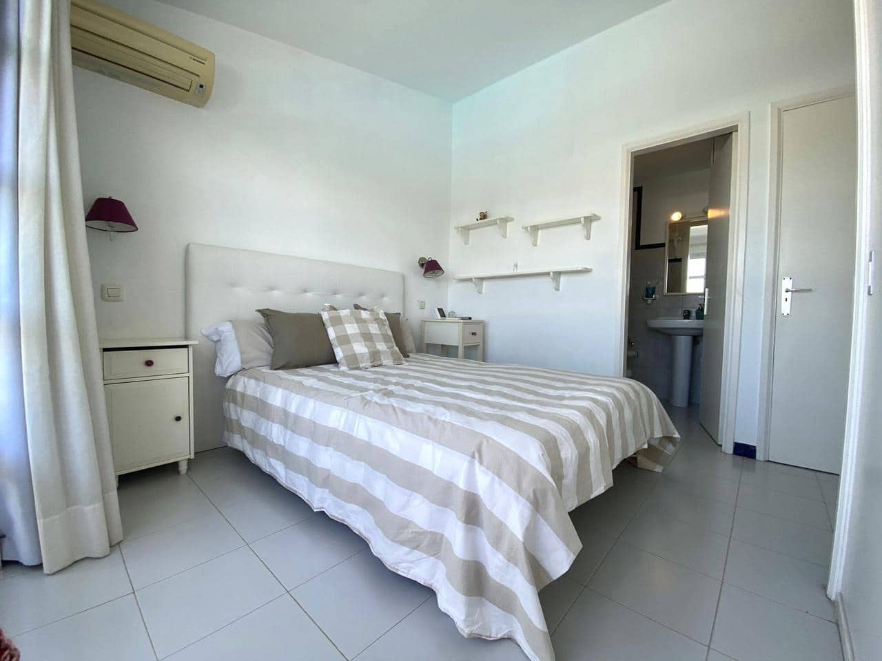 1 bedroom Flat for rent in San Bartolome de Tirajana with pool - € 980 (Ref: 8419118)