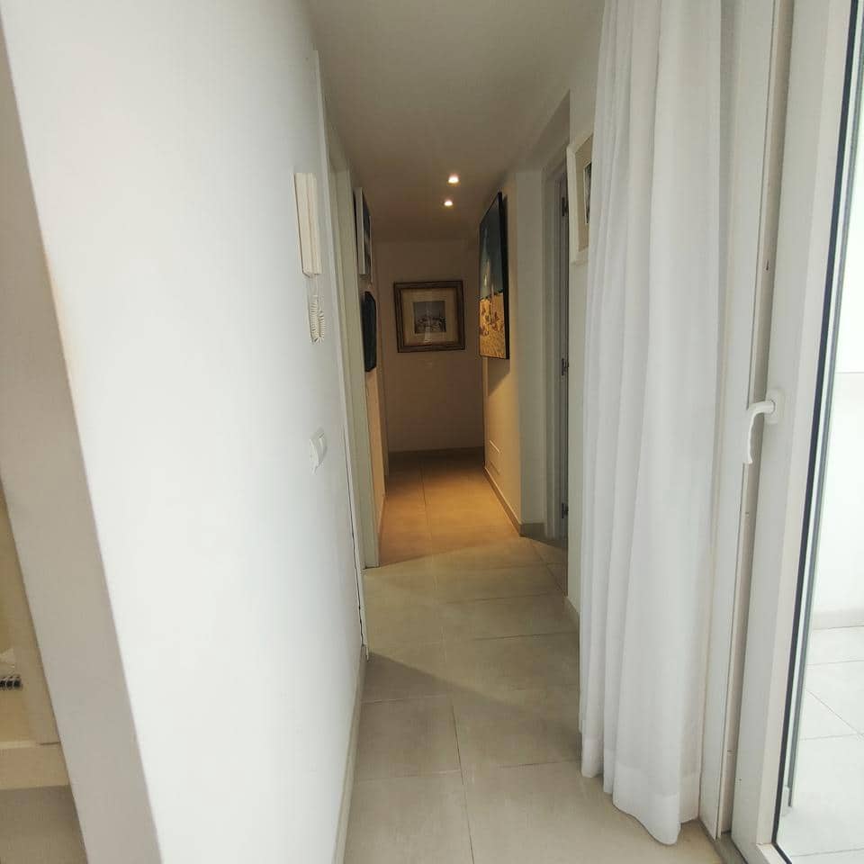 3 quarto Bungalow para arrendar em San Bartolome de Tirajana com piscina - 2 000 € (Ref: 8428162)