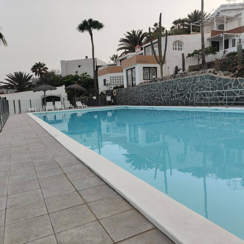 3 quarto Bungalow para arrendar em San Bartolome de Tirajana com piscina - 2 000 € (Ref: 8428162)