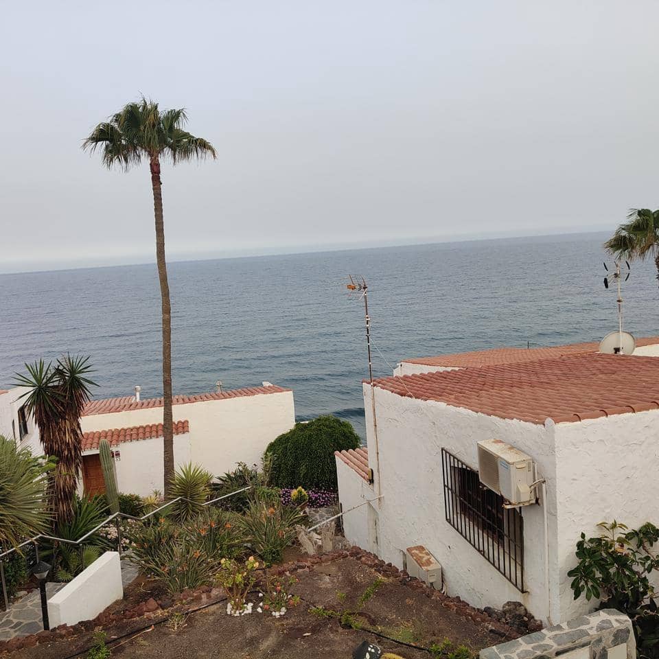 3 quarto Bungalow para arrendar em San Bartolome de Tirajana com piscina - 2 000 € (Ref: 8428162)