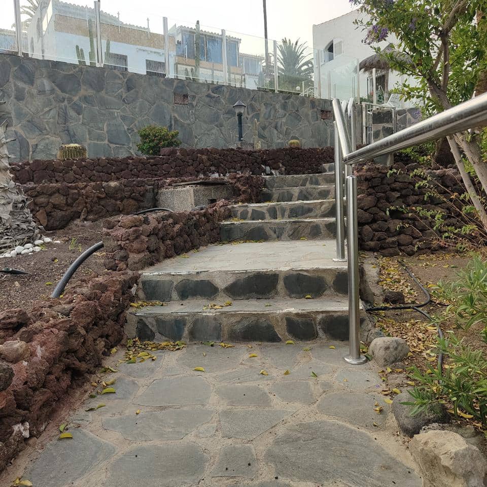 3 quarto Bungalow para arrendar em San Bartolome de Tirajana com piscina - 2 000 € (Ref: 8428162)