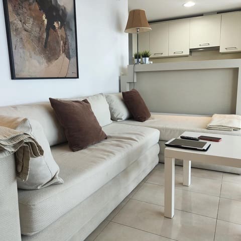3 sovrum Bungalow att hyra i San Bartolomé de Tirajana med pool - 2 000 € (Ref: 8428162)
