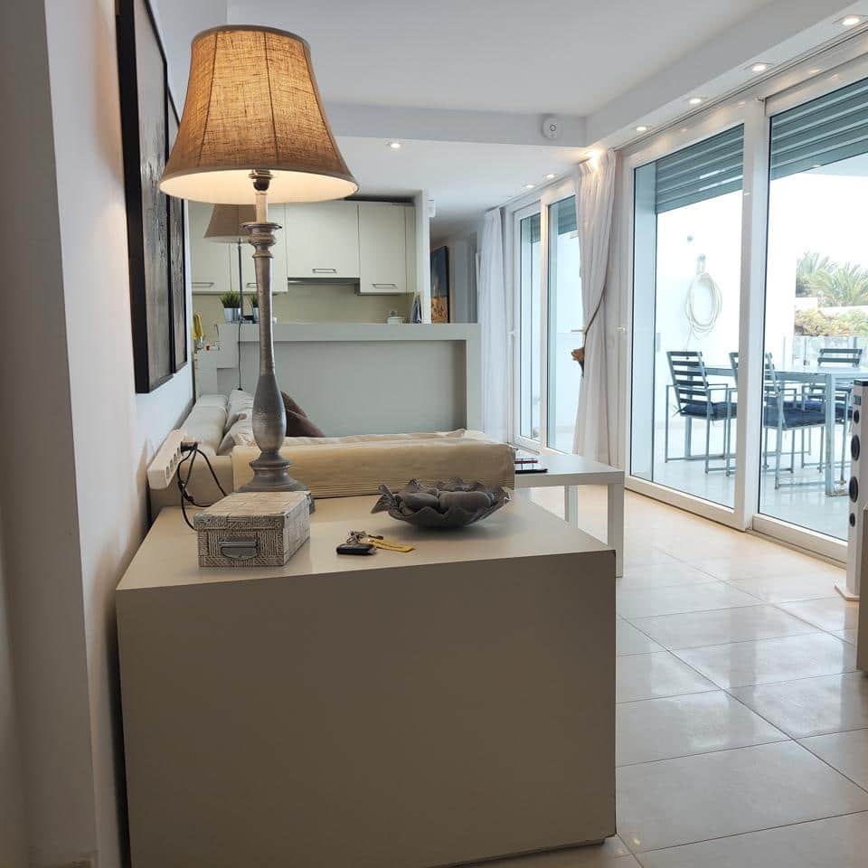 3 quarto Bungalow para arrendar em San Bartolome de Tirajana com piscina - 2 000 € (Ref: 8428162)