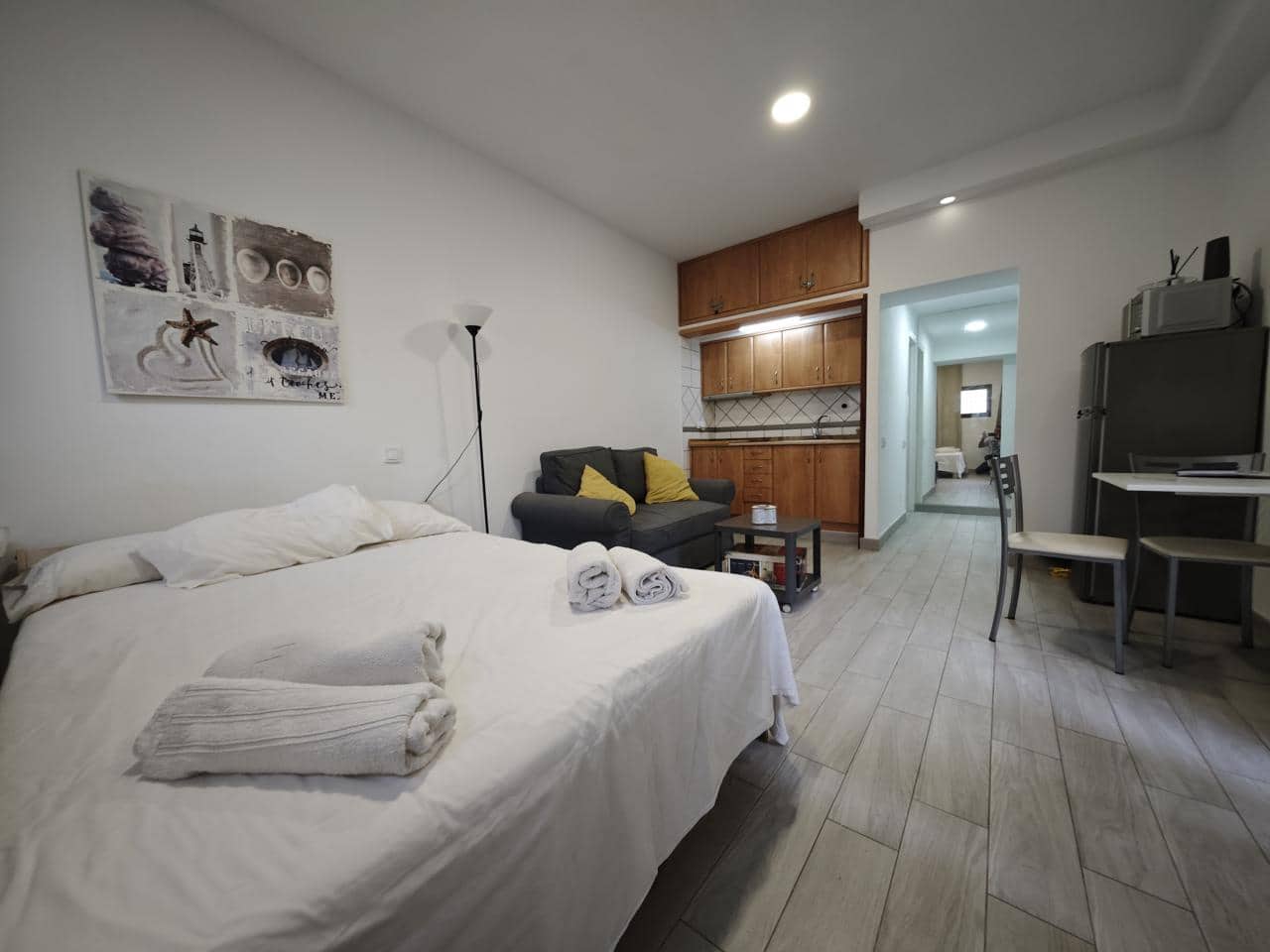 Flat te huur in Maspalomas met zwembad - € 900 (Ref: 8439477)