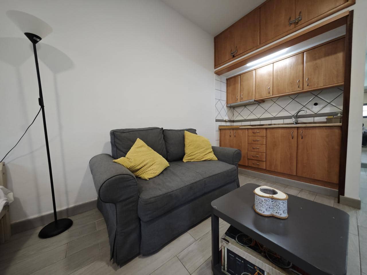 Flat te huur in Maspalomas met zwembad - € 900 (Ref: 8439477)