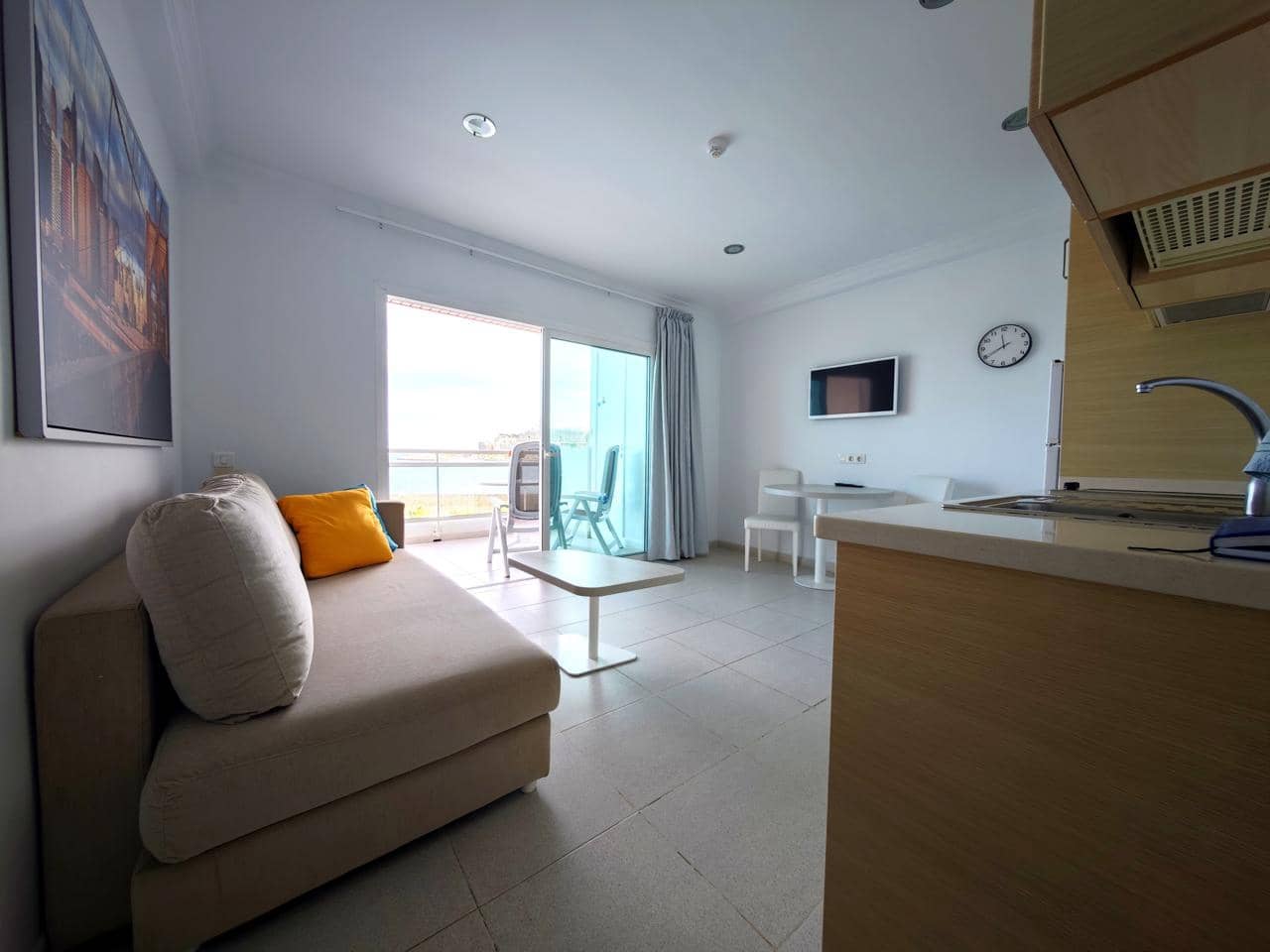 1 bedroom Flat for sale in Patalavaca with pool - € 318,000 (Ref: 8449730)