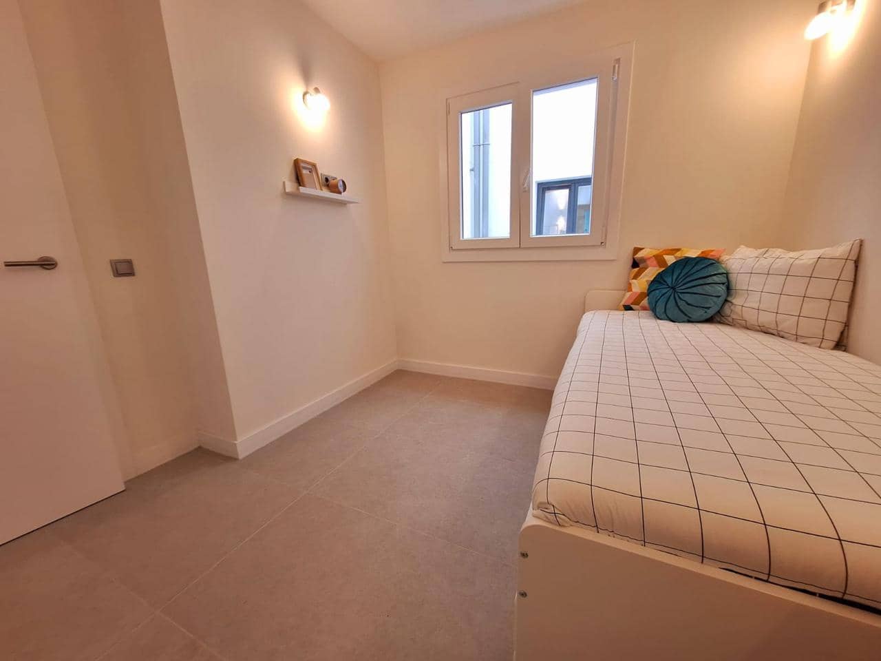 2 bedroom Flat for rent in Telde with garage - € 1,600 (Ref: 8457470)