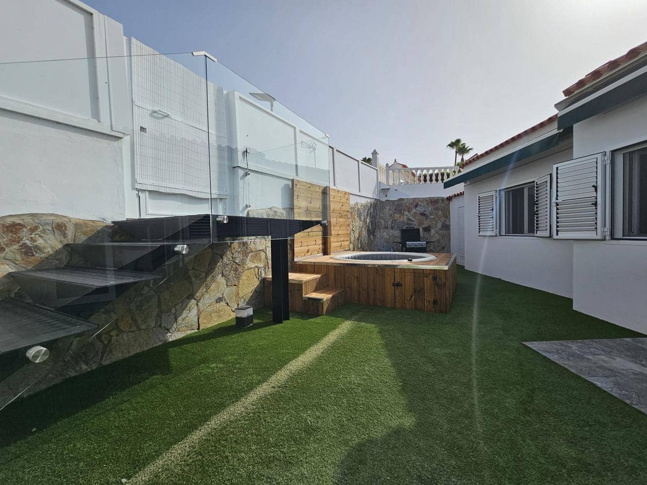 2 soveværelse Villa til leje i Mogan med swimmingpool - € 2.100 (Ref: 8463230)