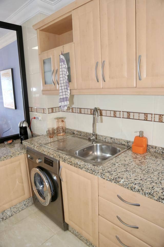 2 bedroom Flat for rent in Costa Adeje with pool garage - € 1,400 (Ref: 8469696)