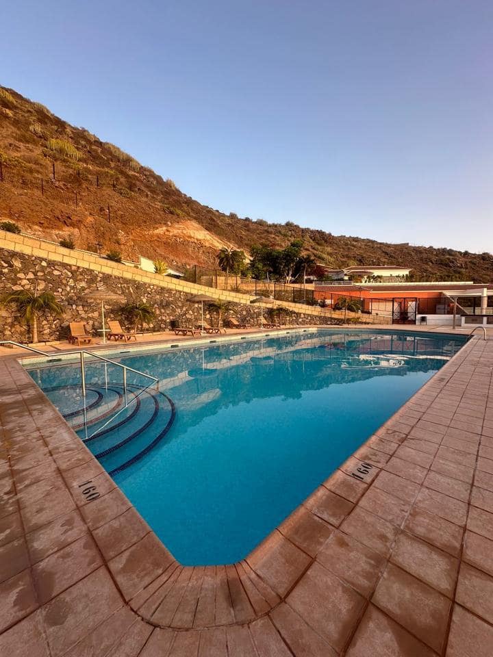 Piso de 2 habitaciones en Costa Adeje en alquiler con piscina garaje - 1.400 € (Ref: 8469696)