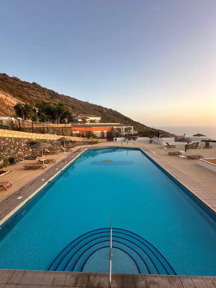 Piso de 2 habitaciones en Costa Adeje en alquiler con piscina garaje - 1.400 € (Ref: 8469696)