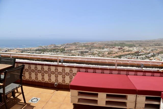 2 sovrum Lägenhet att hyra i Torviscas Centro y Alto, Adeje med pool garage - 1 400 € (Ref: 8469696)