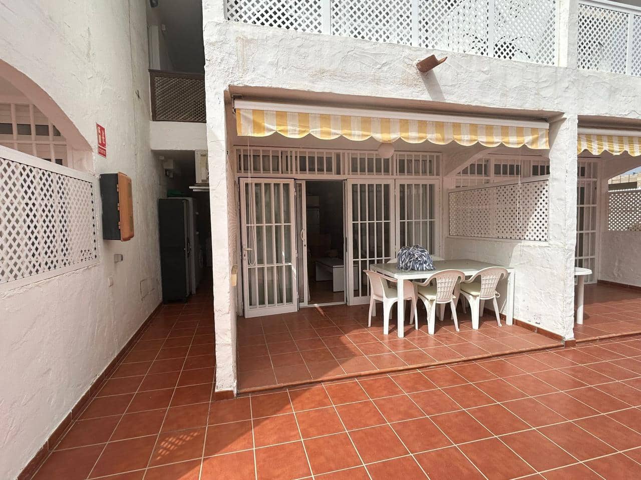 2 sovrum Lägenhet att hyra i Maspalomas - 1 300 € (Ref: 8481400)