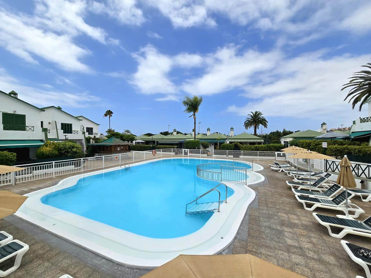 1 makuuhuone Bungalow vuokrattavana paikassa Maspalomas mukana uima-altaan - 1 150 € (Ref: 8481514)