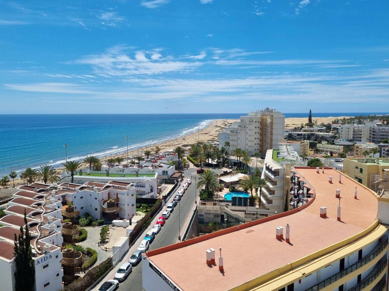 1 slaapkamer Flat te huur in San Bartolome de Tirajana met zwembad - € 1.300 (Ref: 8499509)
