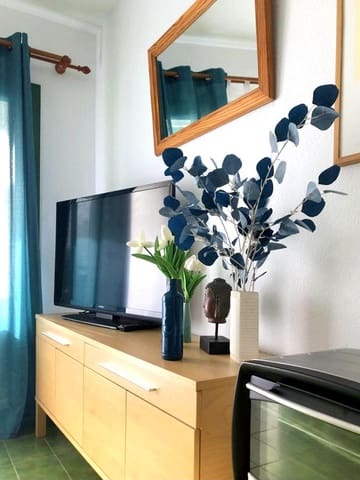 1 makuuhuone Asunto vuokrattavana paikassa Maspalomas, San Bartolomé de Tirajana mukana uima-altaan - 975 € (Ref: 8501230)