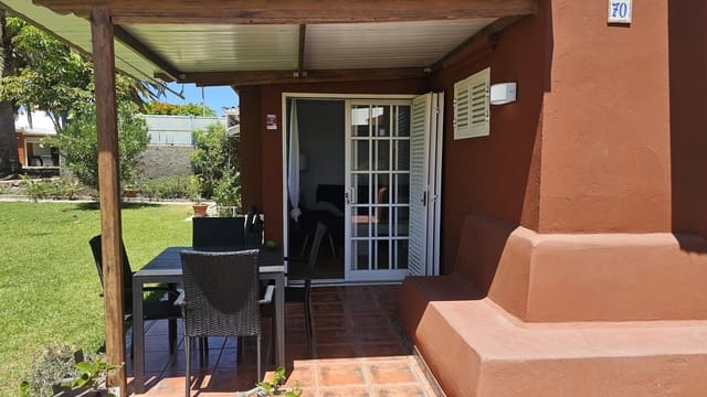 1 makuuhuone Bungalow vuokrattavana paikassa Campo Internacional, San Bartolomé de Tirajana mukana uima-altaan - 1 200 € (Ref: 8505204)