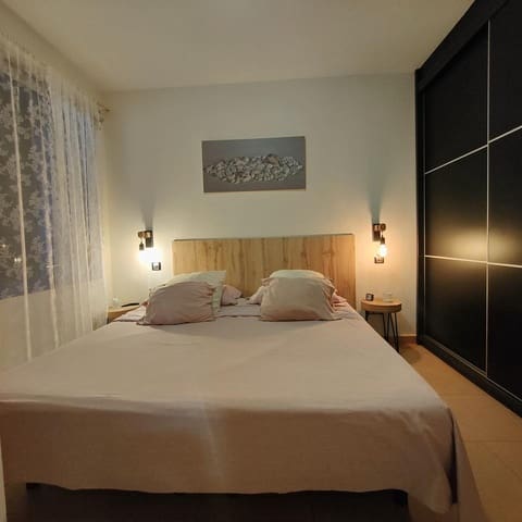 1 soveværelse Villa til leje i Bahia Feliz, San Bartolomé de Tirajana med swimmingpool garage - € 1.200 (Ref: 8533567)