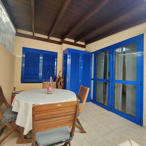 1 bedroom Villa for rent in Bahia Feliz, San Bartolomé de Tirajana with pool garage - € 1,200 (Ref: 8533567)