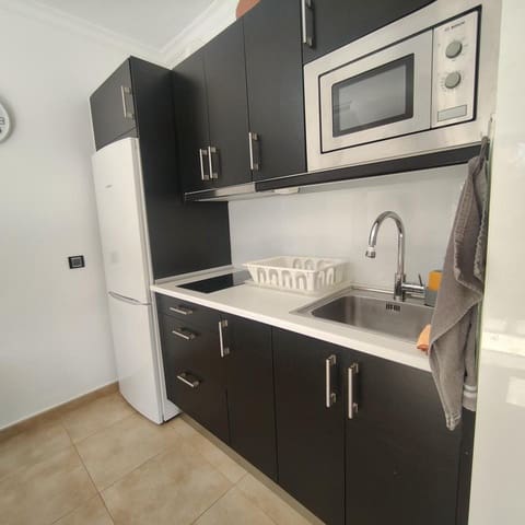 1 soveværelse Bungalow til leje i Bahia Feliz, San Bartolomé de Tirajana med swimmingpool garage - € 1.200 (Ref: 8546456)