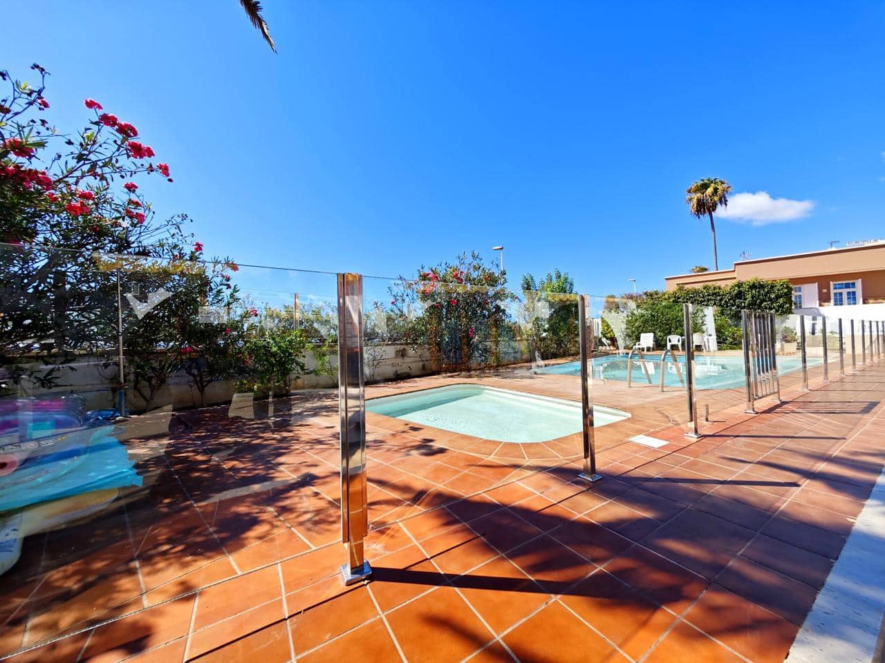 2 slaapkamer Villa te huur in Maspalomas met zwembad - € 2.300 (Ref: 8549739)