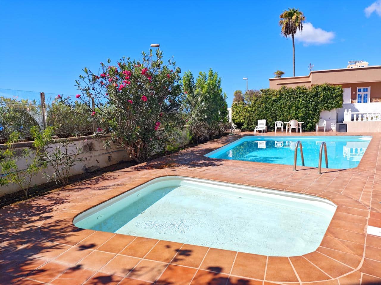 2 slaapkamer Villa te huur in Maspalomas met zwembad - € 2.300 (Ref: 8549739)