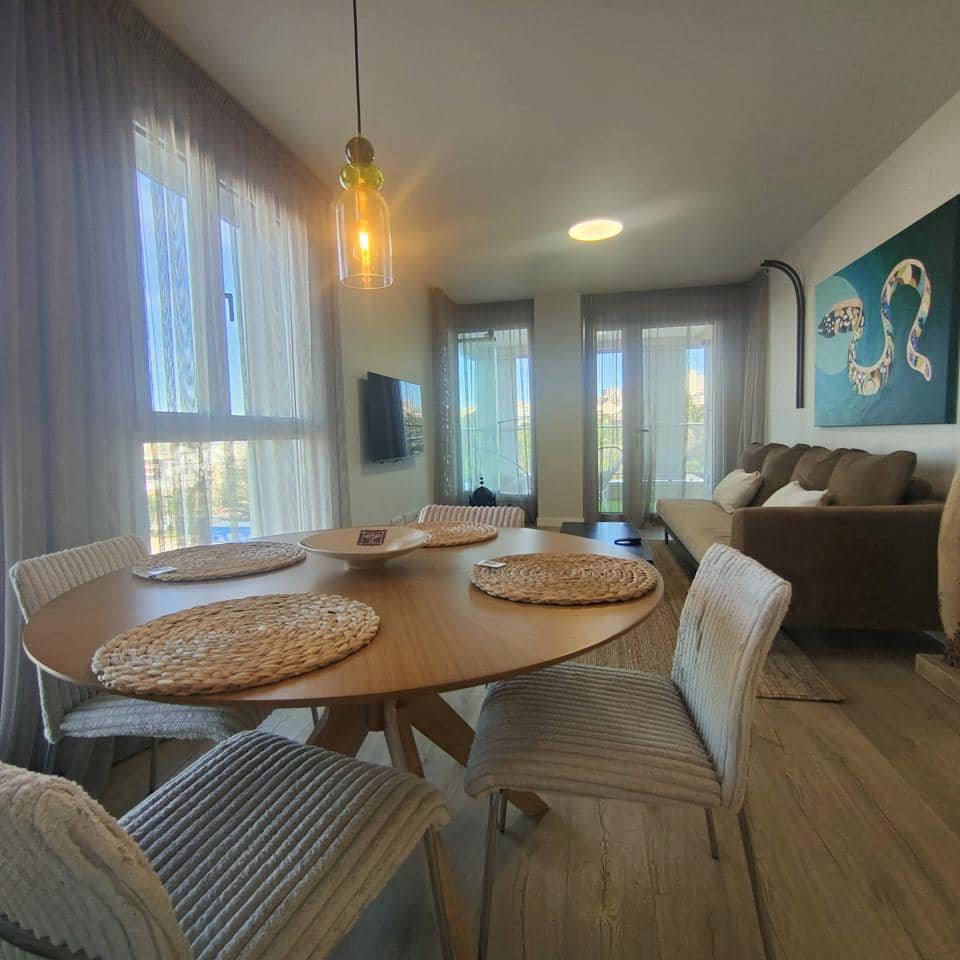 3 sypialnia Mieszkanie do wynajęcia w Las Palmas de Gran Canaria z basenem garażem - 2 000 € (Ref: 8550345)