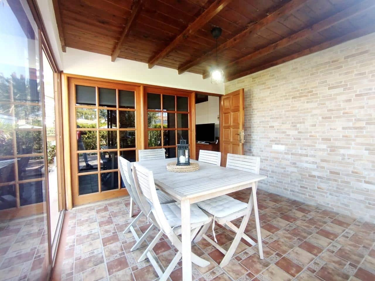 Bungalow de 2 habitaciones en Campo Internacional en alquiler con piscina - 1.800 € (Ref: 8553873)