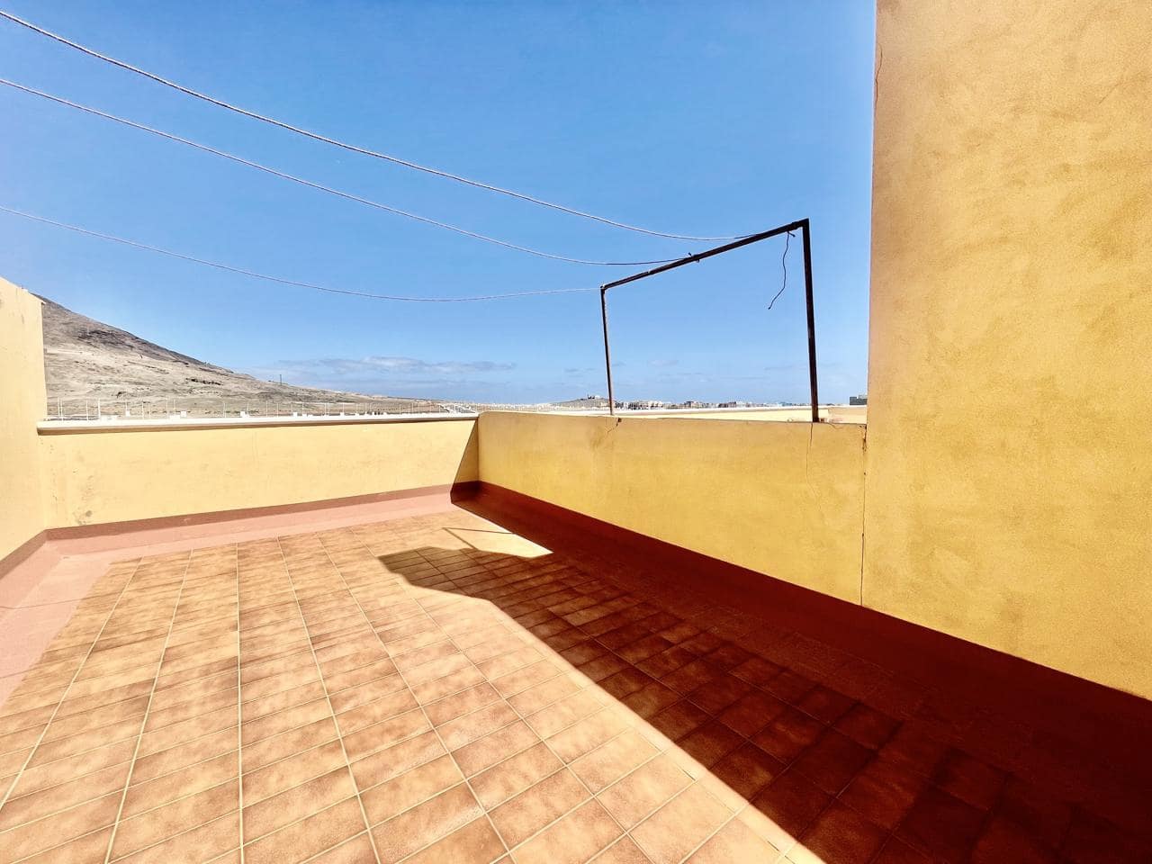 Piso de 2 habitaciones en Arinaga en alquiler - 980 € (Ref: 8594507)