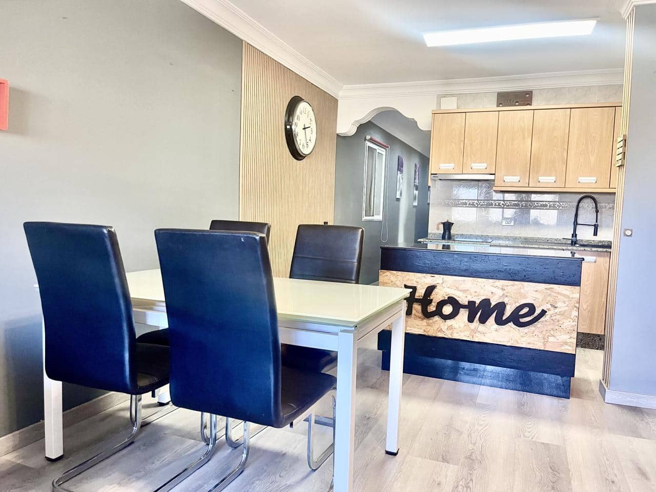 Piso de 2 habitaciones en Arinaga en alquiler - 980 € (Ref: 8594507)